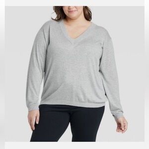 NWT A New Day Women's Light Gray V-Neck Sweater